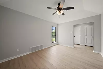 478 Greenwood Lane, Waco, TX 76705 - Photo 9