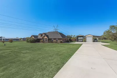 5562 Southfork Drive N, Royse City, TX 75189 - Photo 5