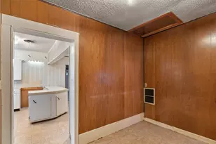 302 W Grogan St, Hamilton, TX 76531 - Photo 17