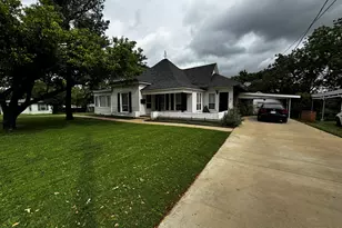 322 Hill St, Grand Prairie, TX 75050 - Photo 17