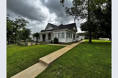 322 Hill Street, Grand Prairie, TX 75050 - Photo 11