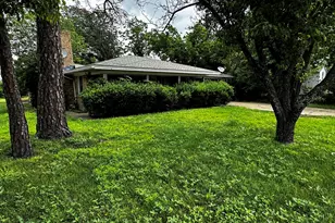 322 Hill St, Grand Prairie, TX 75050 - Photo 25