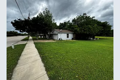 322 Hill Street, Grand Prairie, TX 75050 - Photo 35