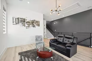 2433 Vagas St, Dallas, TX 75219 - Photo 13