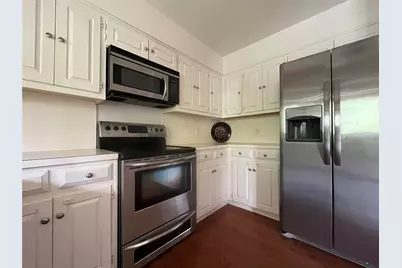 5718 Meadow Wood Lane, Fort Worth, TX 76112 - Photo 7