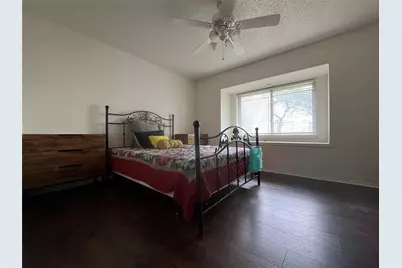 5718 Meadow Wood Lane, Fort Worth, TX 76112 - Photo 11