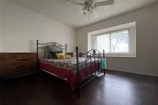 5718 Meadow Wood Ln, Fort Worth, TX 76112 - Photo 11