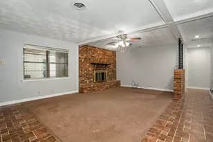 405 Harriett St, Arlington, TX 76010 - Photo 9