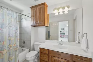 8913 Sunrise Point Ct, Fort Worth, TX 76135 - Photo 31