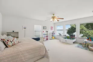 8913 Sunrise Point Ct, Fort Worth, TX 76135 - Photo 29