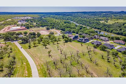 8433 W Landings Road, Granbury, TX 76049 - Photo 13