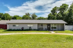 301 S Spring Branch Trail, Springtown, TX 76082 - Photo 1