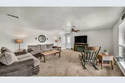 301 S Spring Branch Trail, Springtown, TX 76082 - Photo 5