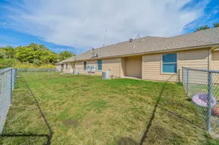 122 Sunburst Ct, Weatherford, TX 76087 - Photo 23