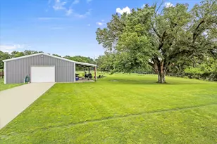 100 Knob Ct, Springtown, TX 76082 - Photo 25