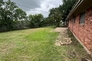 105 Oak Ridge Terrace, Weatherford, TX 76086 - Photo 19