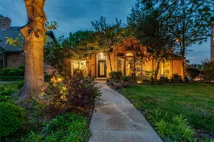 2229 Weatherbee St, Fort Worth, TX 76110 - Photo 3