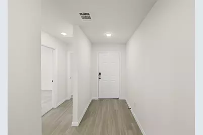 426 Rose Avenue, Cleburne, TX 76033 - Photo 3