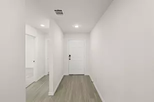 426 Rose Ave, Cleburne, TX 76033 - Photo 3