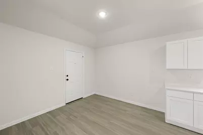 426 Rose Avenue, Cleburne, TX 76033 - Photo 13