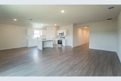 404 Rose Avenue, Cleburne, TX 76033 - Photo 5