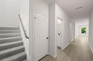 1605 Annabelle St, Cleburne, TX 76031 - Photo 3