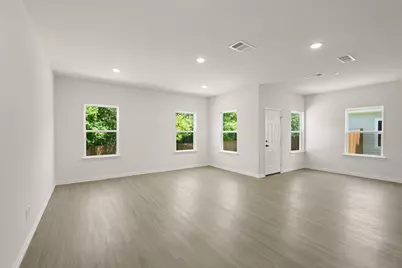 1605 Annabelle Street, Cleburne, TX 76031 - Photo 5