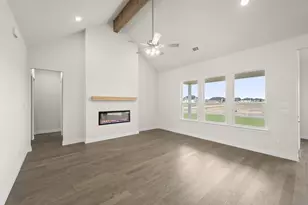 10610 Winter Wheat Ln, Venus, TX 76084 - Photo 5