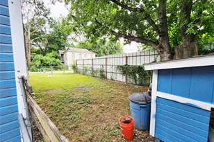 2908 Wilkinson Ave, Fort Worth, TX 76103 - Photo 39