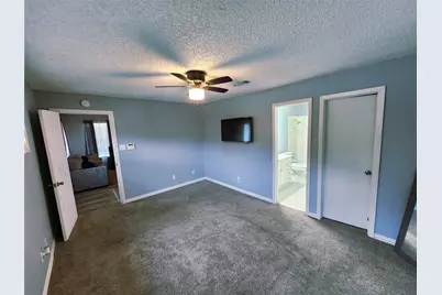 2908 Wilkinson Avenue, Fort Worth, TX 76103 - Photo 9