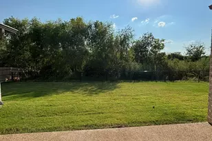 10221 Creekside Ln, Waco, TX 76712 - Photo 25