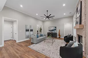 10221 Creekside Ln, Waco, TX 76712 - Photo 5