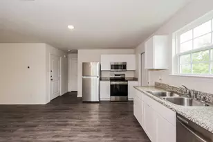 1300 N Brazos Ave, Cleburne, TX 76031 - Photo 7