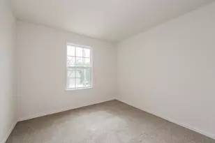 1300 N Brazos Ave, Cleburne, TX 76031 - Photo 17