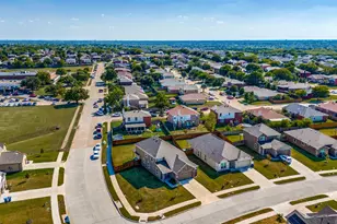 400 Livingston Dr, DeSoto, TX 75115 - Photo 27