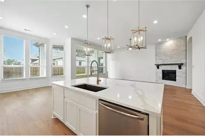 532 Lockhart Street, Waxahachie, TX 75165 - Photo 5