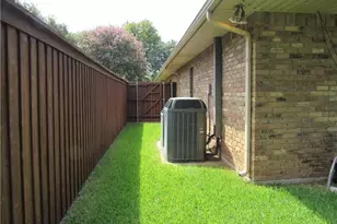 6711 Lovington Dr, Dallas, TX 75252 - Photo 31