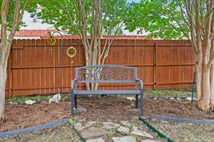 905 Birkshire Dr, Lewisville, TX 75077 - Photo 35