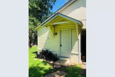 518 W Sycamore Street, Denton, TX 76201 - Photo 3