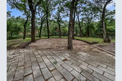 5816 Yolanda Drive, Fort Worth, TX 76112 - Photo 17