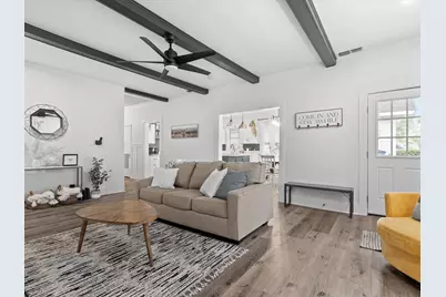 711 W Knox Street, Ennis, TX 75119 - Photo 9