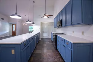 525 SE 31st St, Paris, TX 75460 - Photo 13