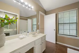 4756 Hollow Tree Dr, Arlington, TX 76018 - Photo 25