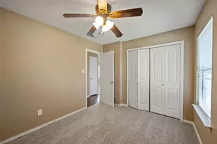 4756 Hollow Tree Dr, Arlington, TX 76018 - Photo 19