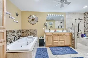 3138 Scarbrough Rd, Sadler, TX 76264 - Photo 29