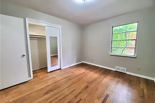 2115 Glenwood Ln, Denton, TX 76209 - Photo 9