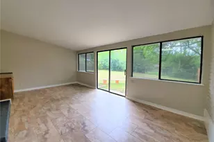 2115 Glenwood Ln, Denton, TX 76209 - Photo 21