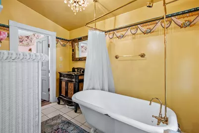 1303 W Main Street, Waxahachie, TX 75165 - Photo 17