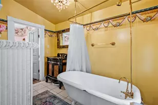 1303 W Main St, Waxahachie, TX 75165 - Photo 17