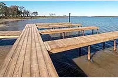 8125 Southern Shore Court, Kemp, TX 75143 - Photo 5